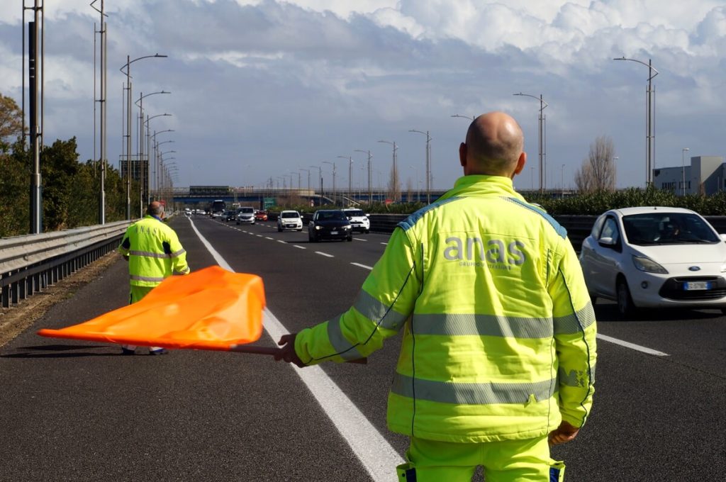 Traffico da bollino rosso, inizia il contro esodo: le strade interessate