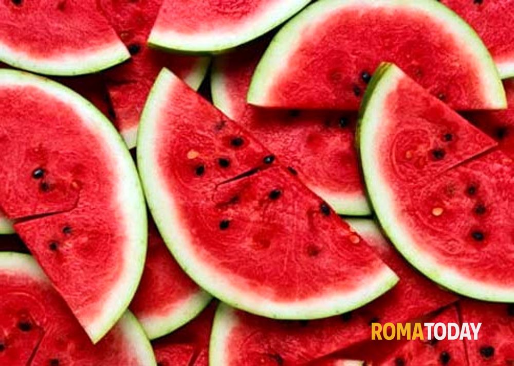 Il caldo cambia le abitudini dei romani, si consumano meno frutta e verdura