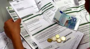 A Roma la vita è sempre più cara, stangata dalle assicurazioni e dai costi dell'energia