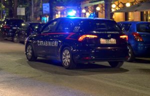 La banda della Panda sfonda una banca a Primavalle, ma il colpo fallisce