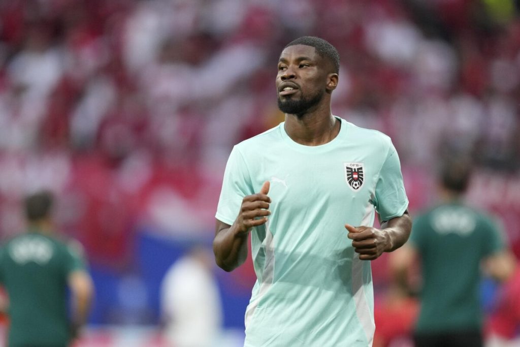 Salta Danso alla Roma: il difensore torna al Lens. Ghisolfi vira su Djalo