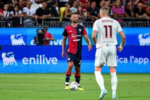 Dovbyk una traversa e poco altro: l'ucraino stecca la prima con la Roma