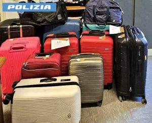 Valigie rubate e tre quintali di rame nascosti nel campo rom