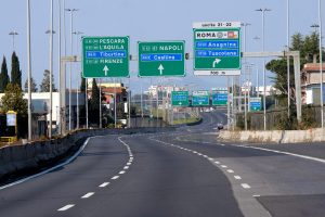 Nuova illuminazione per gli svincoli del raccordo. Saranno più sicuri