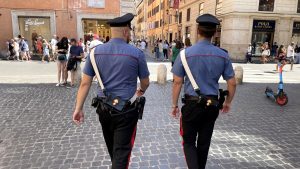 Ferragosto sicuro: potenziati i controlli dei carabinieri a difesa di turisti e romani