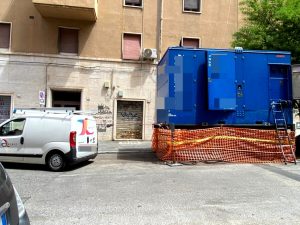 Blackout, il sovraccarico di energia fa saltare il generatore. Romani ancora senza corrente