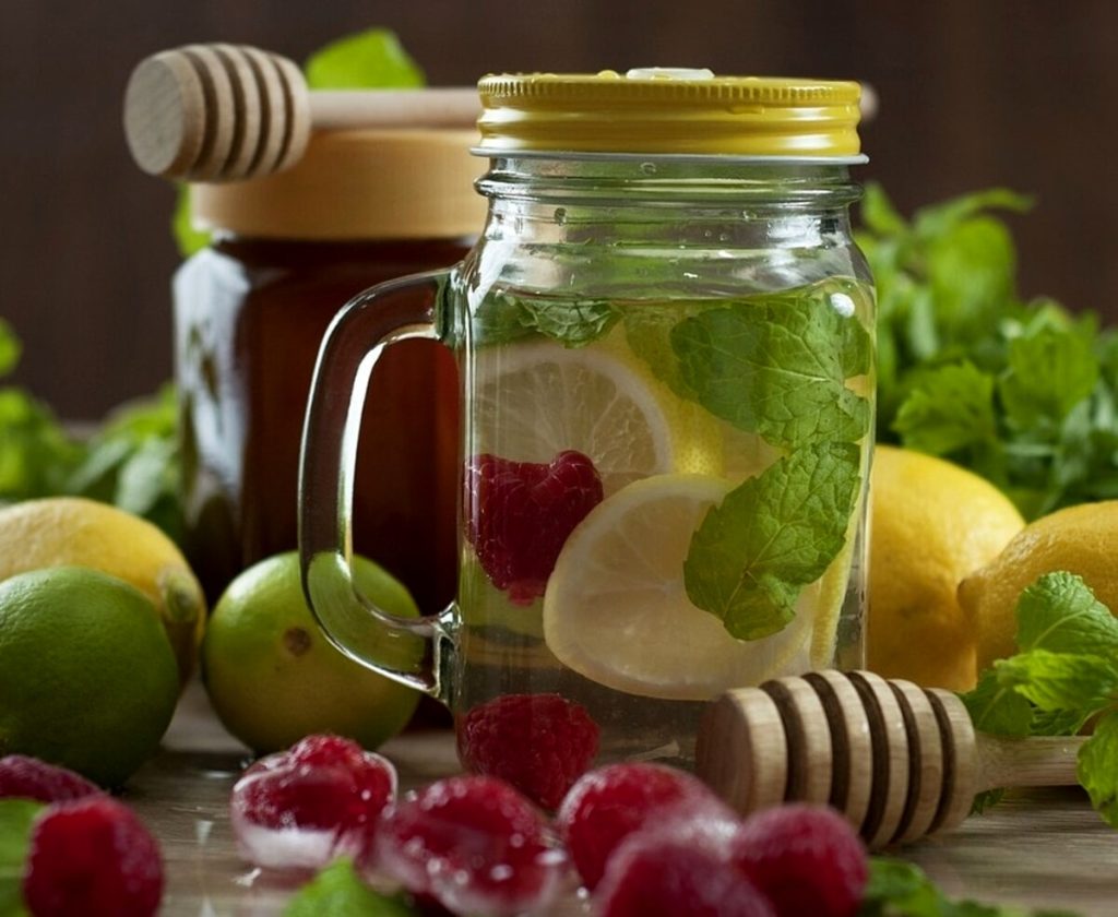 Tisane fredde, le ideali per affrontare l'estate