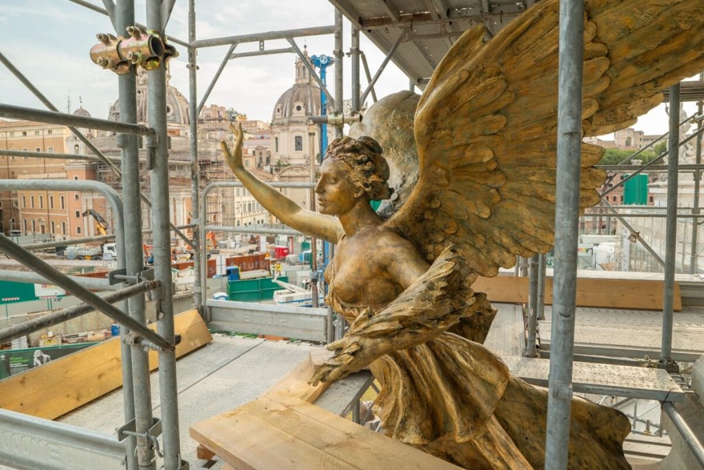 Vittoriano, tornano a splendere il pennone di Gaetano Vannicola e la Vittoria alata di Edoardo Rubino