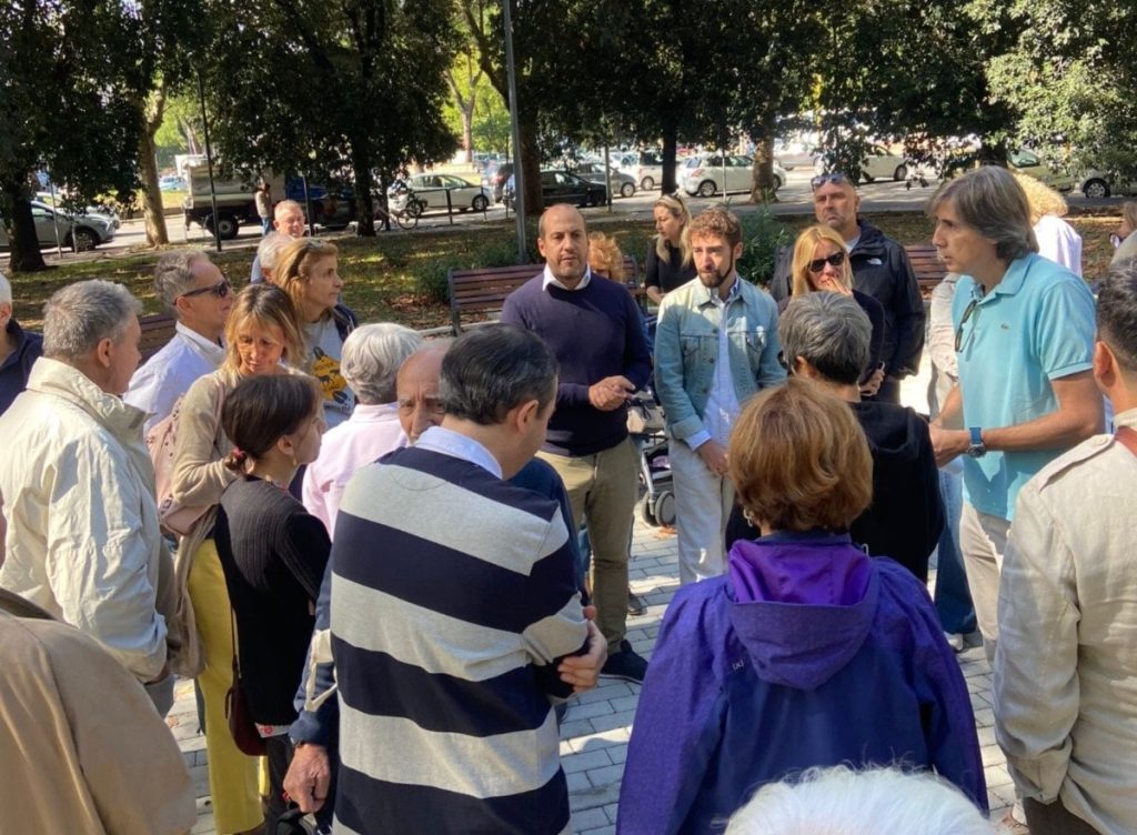 "Abbiamo paura di essere aggrediti": appello dei residenti al municipio su piazza dei Navigatori