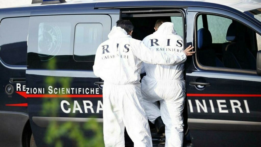 Omicidio a Ciampino, uccide il fratello con una serie di coltellate dopo una lite