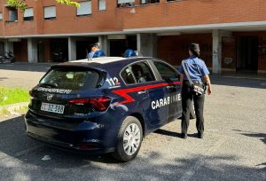 Rubano energia elettrica per 40mila euro, tre denunciati alle case popolari di Cinquina