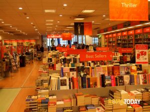 Feltrinelli celebra l'apertura dello store di Piazza Pio XI