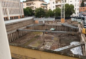 Flaminio, nel cantiere per una nuova palazzina spuntano reperti archeologici. I cittadini presentano un esposto