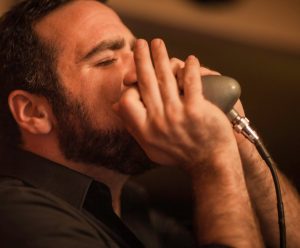 Greg Izor live quintet in concerto al Charity Café