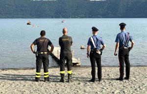 Tragedia a Castel Gandolfo: due giovani muoiono annegati