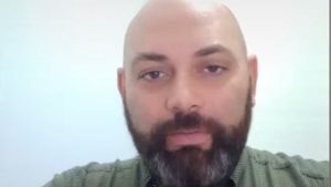 È morto il giornalista Manuel Mancini. Fatale un malore mentre scendeva dall'auto