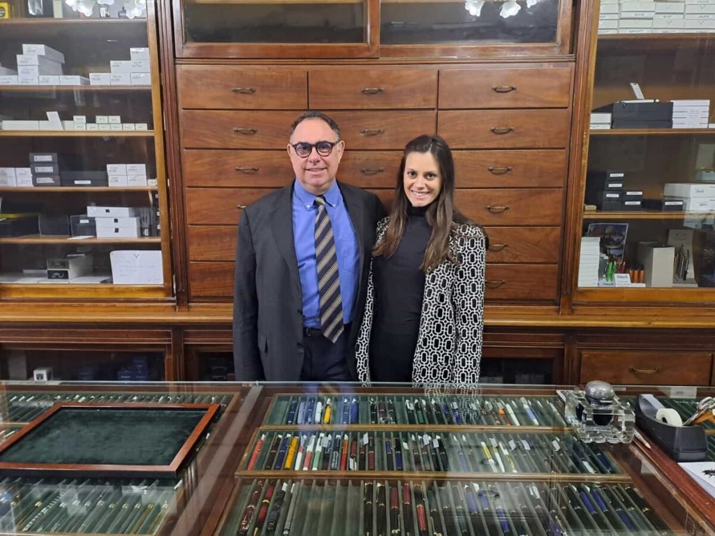 Stilo Fetti, la famiglia che vende penne stilografiche a Roma dal 1893