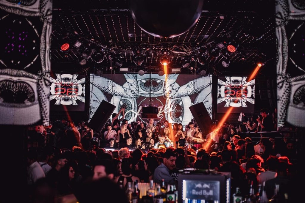 Room 26: l'inaugurazione della XV edizione con i resident Fabio Angeli, Mattia Olivi e Miki Stentella