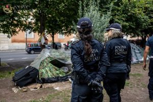 Lo sgombero di viale Pretoriano spacca il Pd. E Anche Schlein storce il naso