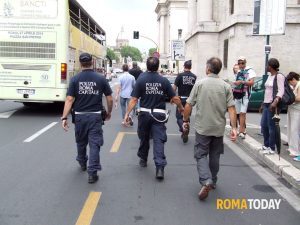 Vigili di Roma, il Tar accoglie il ricorso di un aspirante funzionario deluso. La decisione dei giudici entro Natale