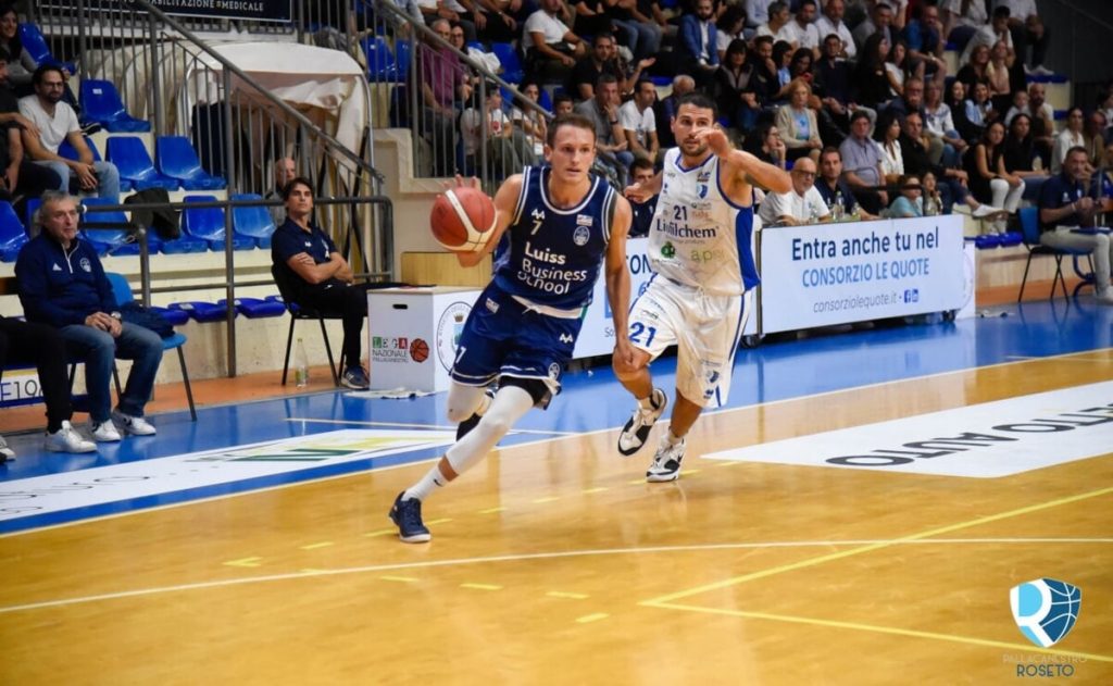 Serie B, esordio amaro per la Luiss: Roseto vince di +41