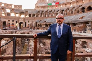 Il notaio che commissariò Marino, lo scrittore che inneggiava alle SS. I lasciti di Sangiuliano alla cultura di Roma