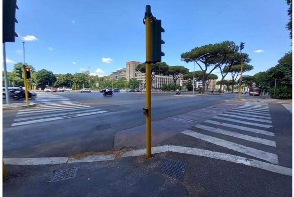 Black point, via libera agli interventi per due incroci pericolosi su via Cristoforo Colombo