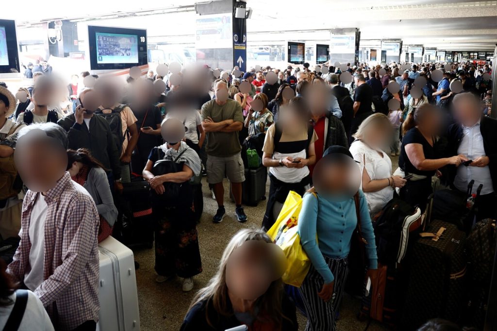 Caos treni, a fermare Roma e l'Italia è stato un chiodo. Ecco come chiedere il rimborso del biglietto