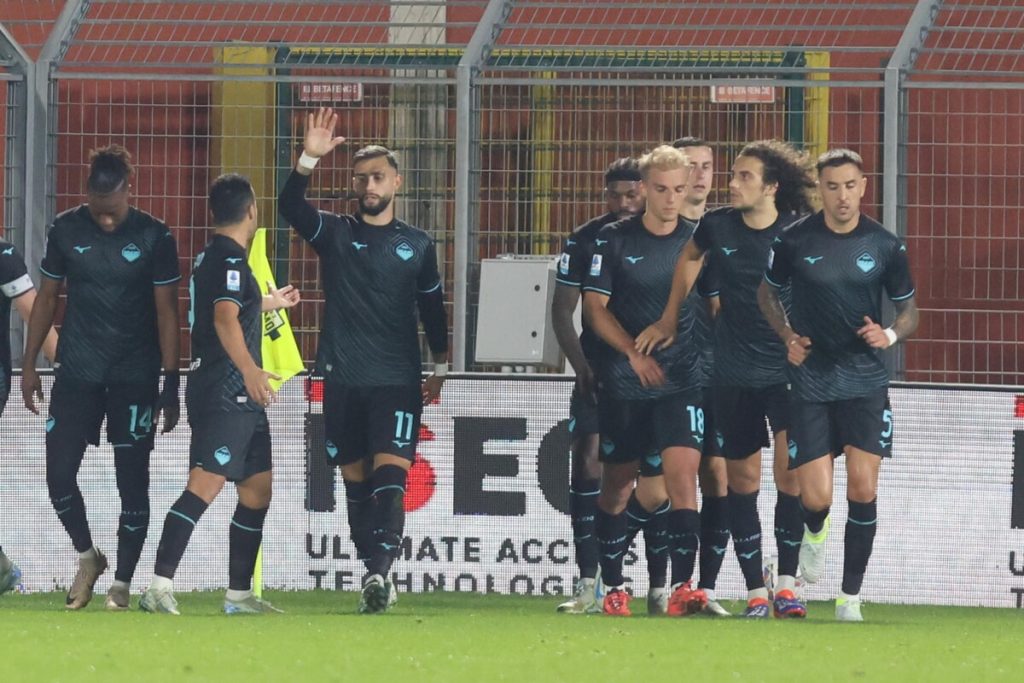 Como-Lazio 1-5: Doppietta per Castellanos, Nuno Tavares assist ed espulsione