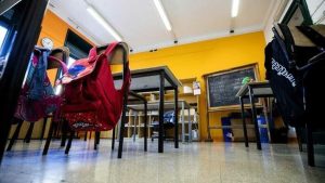 Scuola, l'allarme delle famiglie: "Bambini con disabilità senza assistenza alla comunicazione"