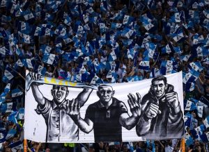 La Curva Nord in protesta durante Lazio-Nizza: "File dell'Olimpico vuote e silenzio per dieci minuti"