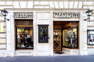 Cerruti, tre generazioni di "abiti da uomo" in via Cola di Rienzo dal 1948