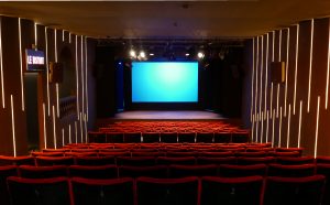 Alla scoperta del teatro: Un programma di nuove proposte e grandi ritorni