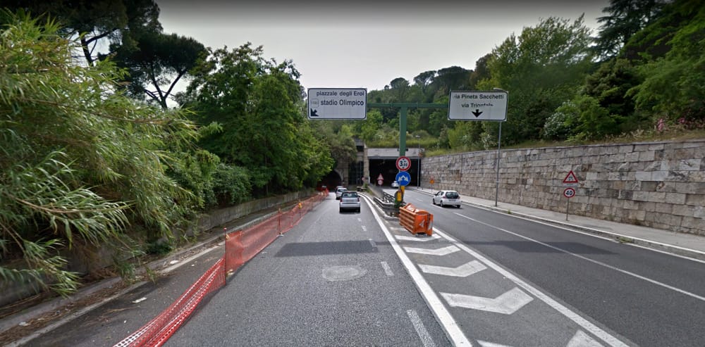 Strade chiuse nel weekend: dalla Galleria Farnesina a via del Foro Italico scattano nuove chiusure stradali