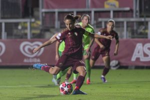 Roma Femminile-Wolfsburg 1-0: Giugliano su rigore decide la partita di Champions League al Tre Fontane
