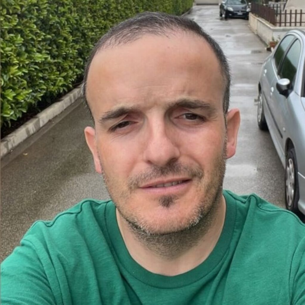 Mario Terlizzese, morto sul monopattino travolto da una Smart