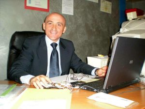 Il M5S perde un altro pezzo. Nel territorio di Raggi un consigliere passa a Fratelli d'Italia