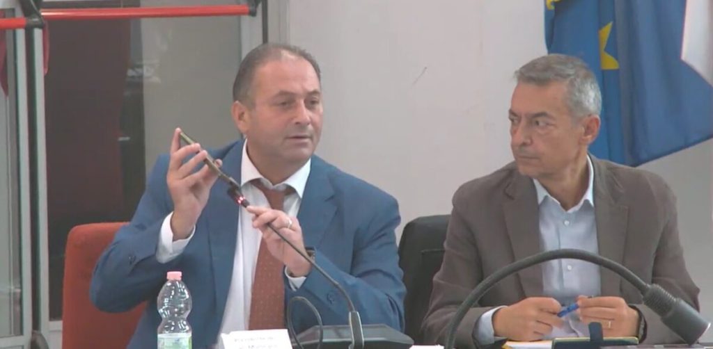 Mario Falconi smentisce Nicola Franco: “Il X Municipio non ha un inno ufficiale"