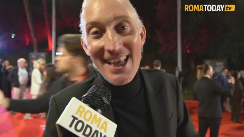 VIDEO | Festa del Cinema di Roma, il red carpet di Johnny Depp e del suo Modì