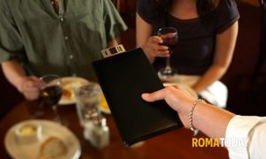 Roma sempre più cara, aumenta il conto al ristorante. Salgono i costi per alimenti ed alcolici