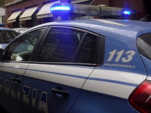 Rapinatori seriali sullo scooter rubato, le vittime sono donne