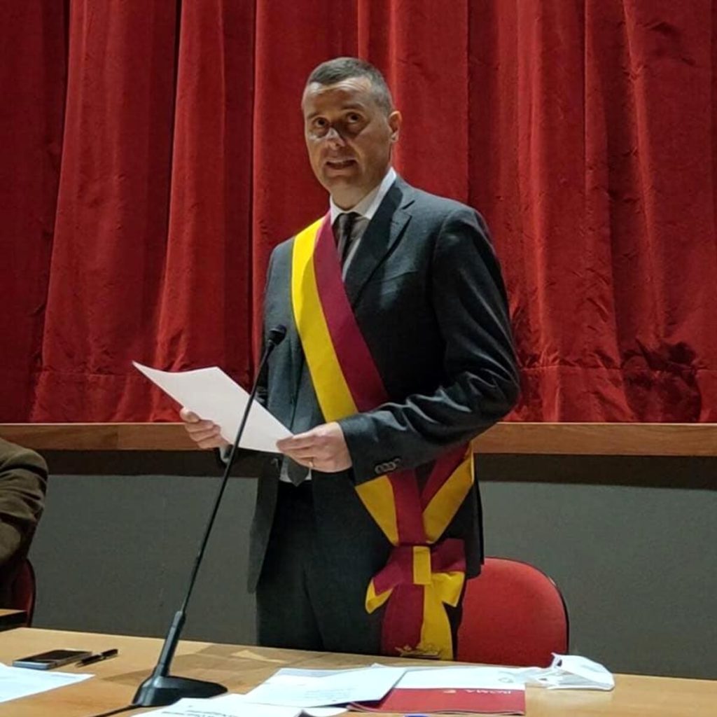 Ordinanza anti mala movida, aderisce anche l'ultimo municipio che non l'aveva firmata. Laddaga: "Vi spiego perché ora"