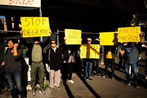 Mercato Metronio, sit-in dei cittadini: "Basta degrado, vogliamo la bonifica"