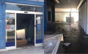 Palestra ex Heaven ancora nel degrado, i residenti vogliono risposte sul futuro del centro preda dei vandali