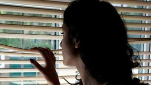 Fuori casa della ex la minaccia di morte, le violenze andavano avanti da anni