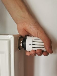 Quando si possono accendere i termosifoni a Roma? Il sindaco Gualtieri firma l'ordinanza: date e orari