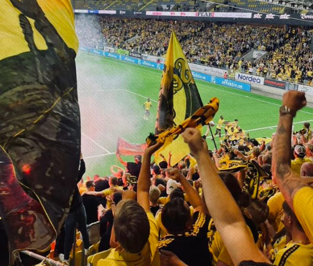 Tifosi dell'Elfsborg accendono petardi sotto l'hotel della Roma e poi attaccano i Friedkin