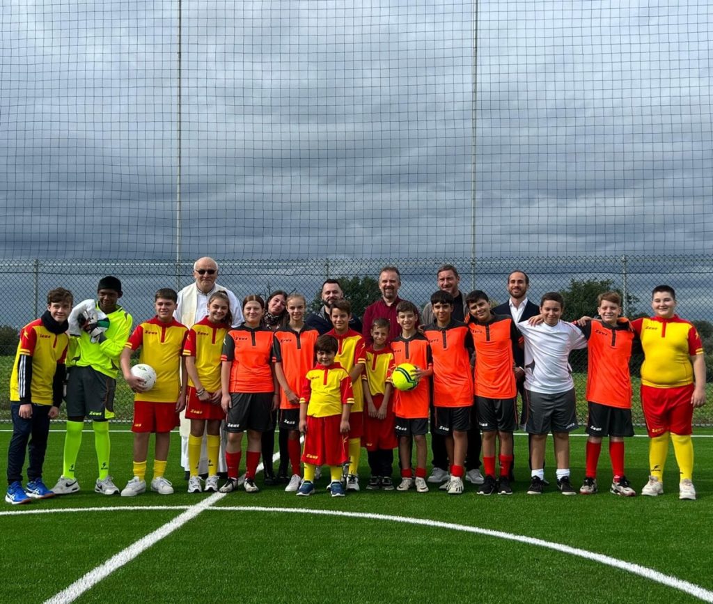 Francesco Totti a Valle Santa per l'inaugurazione del campo da calcio dedicato al piccolo Valerio