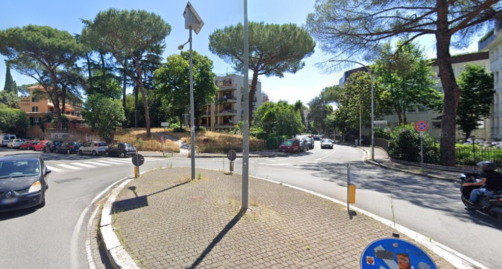 Incidente a Montagnola: falciato da uno scooter, anziano grave in ospedale