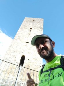 Dal tacco alla Capitale: 820 chilometri a piedi per sostenere la ricerca sulla sclerosi multipla